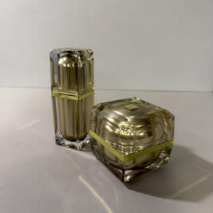 Botella Acrílica Dorada de Lujo, Carcasa Exterior Cuadrada Transparente, Carcasa Interior Blanca, Capacidad de 30 ml, 60 ml, 100 ml, 120 ml, Bomba de Espuma para Loción de Ojos - Product Image 6