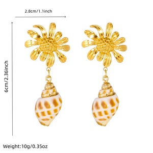 Gold Plated Sunflower Shell Pendant Jewelry Set For Women Everyday Wear - Product Image 4