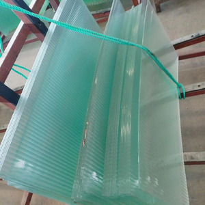 กระจกนิรภัยลายริ้วสีแบบกำหนดเอง โปร่งแสง ลายขลุ่ย สำหรับฉากกั้นห้องรับประทานอาหาร พื้นที่แบบเปิด - Product Image 2