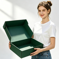 Caja de Cartón para Envíos de Ropa, Ecológica, de Alta Gama, Hecha con Materiales Reciclados, con Logotipo Personalizado en Relieve UV y Forro de Esponja, Venta al Por Mayor