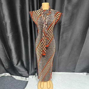 Nuova Abaya Musulmana all'Ingrosso con Stampa a <span class=keywords><strong>Gruppo</strong></span>, Gonna Lunga Plissettata Elegante Taglie Forti, Abito Estivo per Vendita Transfrontaliera - Product Image 4