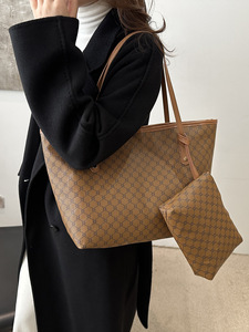 <span class=keywords><strong>Sac</strong></span> fourre-tout de luxe en cuir PU pour femme, <span class=keywords><strong>sac</strong></span> à <span class=keywords><strong>bandoulière</strong></span> de marque <span class=keywords><strong>avec</strong></span> <span class=keywords><strong>chaîne</strong></span>, grand <span class=keywords><strong>sac</strong></span> à main pour femme <span class=keywords><strong>avec</strong></span> fermeture éclair – Grande vente - Product Image 6