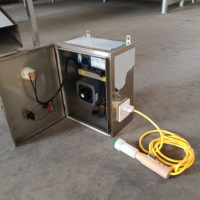 Électrocuteur à volailles à régulation de tension par transformateur haute efficacité - Machine d'étourdissement de poulets sûre et fiable 500-3500