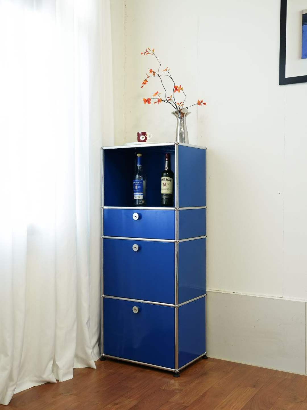 Azul