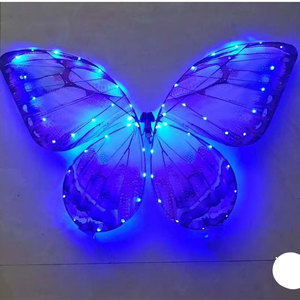 Farfalla Bionica Telecomandata con Ali Battenti, Macchina Volante Luminosa Artigianale ad Alta Tecnologia per Festival Musicali - Product Image 6