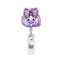 Acryl Glitter Halloween Collection Einziehbare Spinning Badge Reel Spooky Pumpkin Cat Design für Halloween-Partys Dekorationen