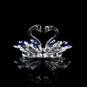 Wholesale Products Beautiful Crystal Kissing Swan Model Noble And Graceful Crystal Animal Model