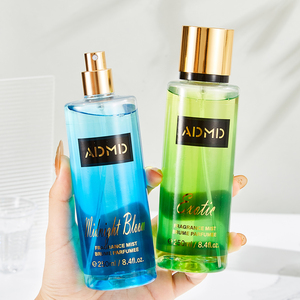Vente en gros de parfum <span class=keywords><strong>Victoria</strong></span> style similaire Vaporisateur pour le corps Parfum pour femme Secret Sweet Floral Spray pour le corps Parfums de brume corporelle - Product Image 2