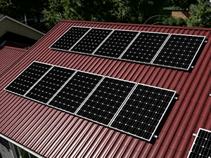Systèmes de montage solaire pour toitures à tuiles utilisés dans les projets photovoltaïques <span class=keywords><strong>sur</strong></span> toit, dotés de crochets réglables et de dispositifs de <span class=keywords><strong>fixation</strong></span> de panneaux fiables. - Product Image 3