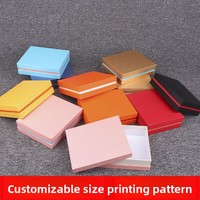 Boîte cadeau rigide de luxe personnalisée avec couvercles supérieur et inférieur, logo personnalisé pour bijoux, cosmétiques, vêtements, portefeuilles, cadres photo, emballage de vente au détail