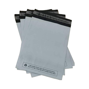 Bolsas de Envío Resistentes de Polietileno Gris de 25x, con Impresión en Huecograbado y Relieve, Autosellables, para Zapatos y Ropa, 17"x22", 2.3mil, Marca Capra Falconeri - Product Image 1