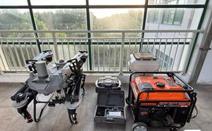 อะไหล่แท้สำหรับ T100 พร้อมแบตเตอรี่อัจฉริยะ DB2160, เครื่องกำเนิดไฟฟ้าอินเวอร์เตอร์อเนกประสงค์ D14000iE, RC Plus - Product Image 1