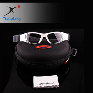 แว่นตากีฬาเด็ก Banglong รุ่น XA-053 กรอบพลาสติกกันลื่น สำหรับฝึกซ้อมบาสเกตบอล ฟุตบอล เหมาะสำหรับทุกเพศ - Product Image 1