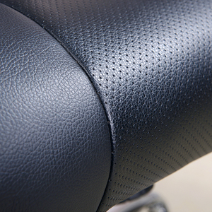 <span class=keywords><strong>Silla</strong></span> de Oficina Ejecutiva Moderna de Cuero PU en Negro, Diseño Ergonómico con Función Giratoria, Muebles de Oficina - Product Image 3