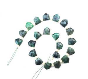 ลูกปัดทรงห้าเหลี่ยมเพชรพลอยมรกตสีเขียวธรรมชาติ1เส้นลูกปัด Briolette แบบ DIY ขายส่ง - Product Image 3