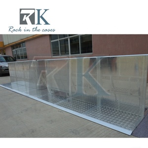 Mobile Crowd Control Barrier Silver Crowd Barrier High Quality Barricade Fence Safety Crowd Barrier for Concert Use - Product Image 5