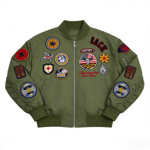 Giacca Bomber Verde Oliva da <span class=keywords><strong>Donna</strong></span> con Patch Ricamate, Stile Aviatore, Streetwear in Nylon Twill con Tasche Utility - Product Image 4