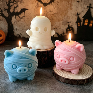 Bougie parfumée amusante en forme de mummie, cochon, fantôme ou ours pour Halloween, ornement de bureau mignon pour fête, décoration de maison, cadeau de vacances - Product Image 1