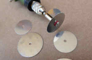 10 pièces de disques de coupe pour <span class=keywords><strong>bois</strong></span> de 22 mm, outil rotatif <span class=keywords><strong>Dremel</strong></span>, lame de scie circulaire, outils de coupe <span class=keywords><strong>Dremel</strong></span> pour le travail du <span class=keywords><strong>bois</strong></span>, accessoires <span class=keywords><strong>Dremel</strong></span> - Product Image 3