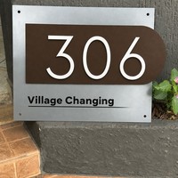 Plaque de porte personnalisée en métal JC-LM240, plaque d'adresse moderne pour maison, hôtel, jardin