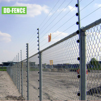 Pvc Gecoate Kettingschakel En Op Zonne-Energie Aangedreven Elektrisch Hek Beveiligingssysteem Voor Gevangenisboerderij Industriegebied