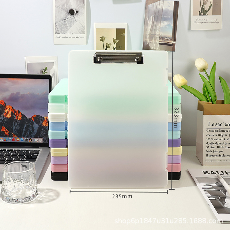 A4 storage box with clipboard [transparent]