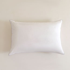 <span class=keywords><strong>Oreiller</strong></span> de Lit et Coussin de Canapé en Coton 100% avec Garnissage Plumes d'Oie et Microfibres, Dimensions Assorties : 30x50/45x45/50x50/55x55/50x65/50x70/50x75/50x90 cm - Product Image 3