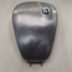 Tanque de Combustible de Gasolina de 24L para Harley Softail <span class=keywords><strong>Street</strong></span> <span class=keywords><strong>Fighter</strong></span> M8, Modelos Posteriores a <span class=keywords><strong>2018</strong></span> - Product Image 3