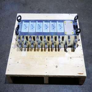 บล็อกไฮดรอลิก IH20M2B-VS10A01-11/M01 R900977157 + R900977158ใหม่ของแท้สต็อกอุตสาหกรรมอัตโนมัติ - Product Image 1