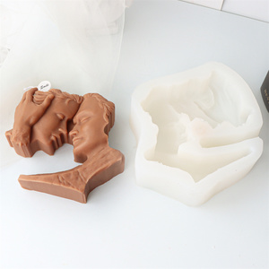 Moule à bougie de luxe en silicone pour cire fondue, motif visages de couple Gémeaux, figurine d'amoureux s'embrassant, cadeau de mariage - Product Image 4