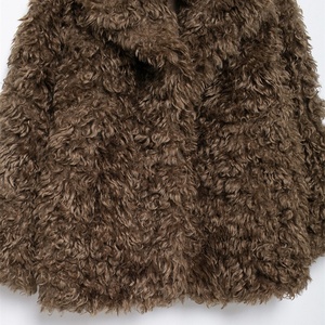 Boying Mulheres Eco-Friendly Inverno Faux <span class=keywords><strong>Fur</strong></span> Tecido Plain Tingido Casaco Curto com Café-colorido Efeito Encaracolado Lapela Regular Fit - Product Image 6