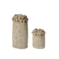 Vase en céramique rustique fait main avec accent floral 3D, rayures verticales texturées, fleurs séchées, écologique, décoration de mariage Wabi-Sabi pour la maison