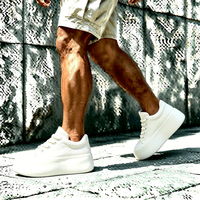 Chaussures de skateboard rehaussantes en gros, respirantes, avec logo personnalisé, baskets décontractées unisexe, style marche, de créateur