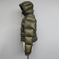 Doudoune Matelassée Unisexe Vert Foncé avec Logo Personnalisé, Manteau Hiver en Duvet d'Oie 750FP pour Hommes, Vente en Gros
