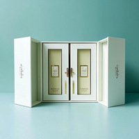 Boîte cadeau rectangulaire personnalisable à double porte avec fermeture magnétique, gaufrage élégant, emballage en carton rigide pour produits de beauté et soins de la peau