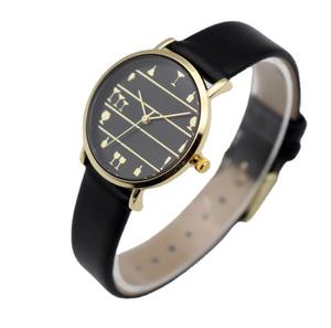 Reloj de pulsera minimalista de cuero para mujer, hecho a medida, con marcadores de hora de notas musicales - Product Image 3