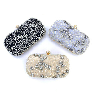 Bolsos <span class=keywords><strong>de</strong></span> <span class=keywords><strong>Mano</strong></span> <span class=keywords><strong>de</strong></span> Poliéster Sólido Hechos a <span class=keywords><strong>Mano</strong></span> <span class=keywords><strong>de</strong></span> Moda <span class=keywords><strong>para</strong></span> Mujer, Bolsos <span class=keywords><strong>de</strong></span> Noche con Cuentas Vintage <span class=keywords><strong>para</strong></span> <span class=keywords><strong>Bodas</strong></span> y Fiestas - Product Image 4