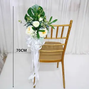 Güzel romantik çiçek sandalye arkası düğün parti için