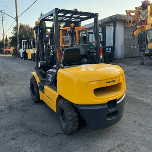 Used Komatsu FD30 3-7Ton Diesel Forklift with Three Stage Mast 1000mm Fork Length Original Japan Komatsu for Sale - Product Image 4