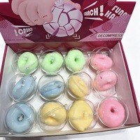 Jouet anti-stress en PU en forme de macaron enrobé de chocolat noir, à rebond lent, sonore et craquant, pour le bureau