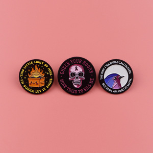Sming Pins Breast Health Esmalte Pin Palabra redonda Solapa Insignia Aleación Ecológico Pájaro Broche Ropa Mochila Accesorios - Product Image 1
