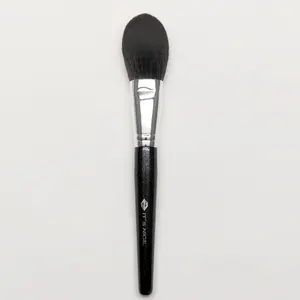 Pinceau de maquillage en poudre du bout des doigts The Knight Series Single Brush large biush beauty tool private label contour pour pinceau visage