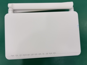 Second-hand Single-frequency optical modems with 1ge+3fe+Tel+USB Ports XPON 2.4G 300 Mbps WiFi ONU Router FTTR/FTTX TR069/IP WAN - Product Image 4
