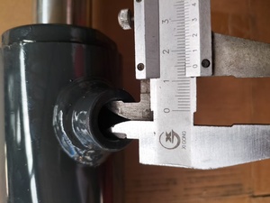 Vérin hydraulique personnalisable de haute qualité pour <span class=keywords><strong>tracteur</strong></span> Massey Ferguson 265S pour <span class=keywords><strong>tracteur</strong></span> John pour Deere 6215 Landini Atlas 275 - Product Image 4