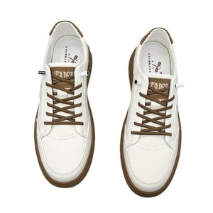 Nouvelles baskets blanches à semelle souple, respirantes, polyvalentes et tendance de style coréen pour un usage décontracté, version homme - Product Image 1