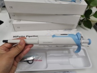 Micro pipette certifiée CE Nouveau modèle de micropipette monocanal avec volume réglable pour utilisation en laboratoire