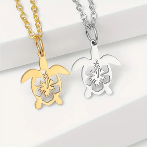 Venta al por mayor 2026: Collar de moda de acero inoxidable con diseño de tortuga y colgante de flor hueca, gran oferta - Product Image 3