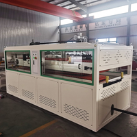 Machine d'extrusion de profilés de terrasse en PP PE WPC, ligne de production de bois-plastique à haute productivité