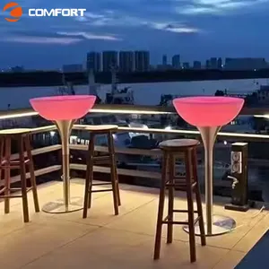 Luxus wasserdichte Party Glow Bar Stuhl und Tisch Set Events leuchten Outdoor Bar LED Cocktail Tisch Lounge Outdoor LED Möbel