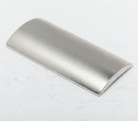 Kinerja Tinggi Disesuaikan N52 N45 Magnet Bumi Jarang Magnet Busur Neodymium Permanen dari Pabrik